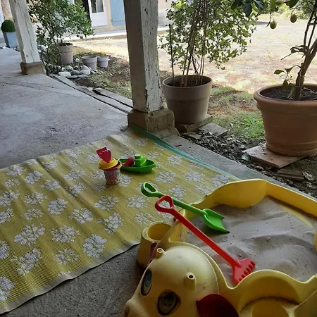 Maison Paradis Pr Enfants בית נופש Troncens