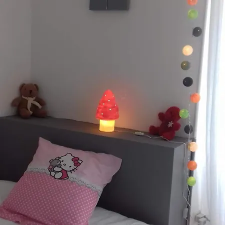 Maison Paradis Pr Enfants Troncens